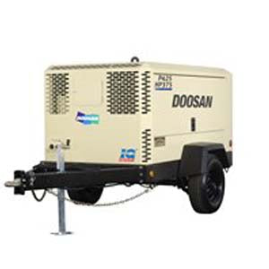 HP450 / VHP400WCU-T4F Doosan Portable Air Compressor (450/400 CFM, 80-175 / 80-225 PSIG, 1.25" Discharge, Cummins/QSB4.5 Engine)